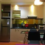 Maxwell Sweet Apartment