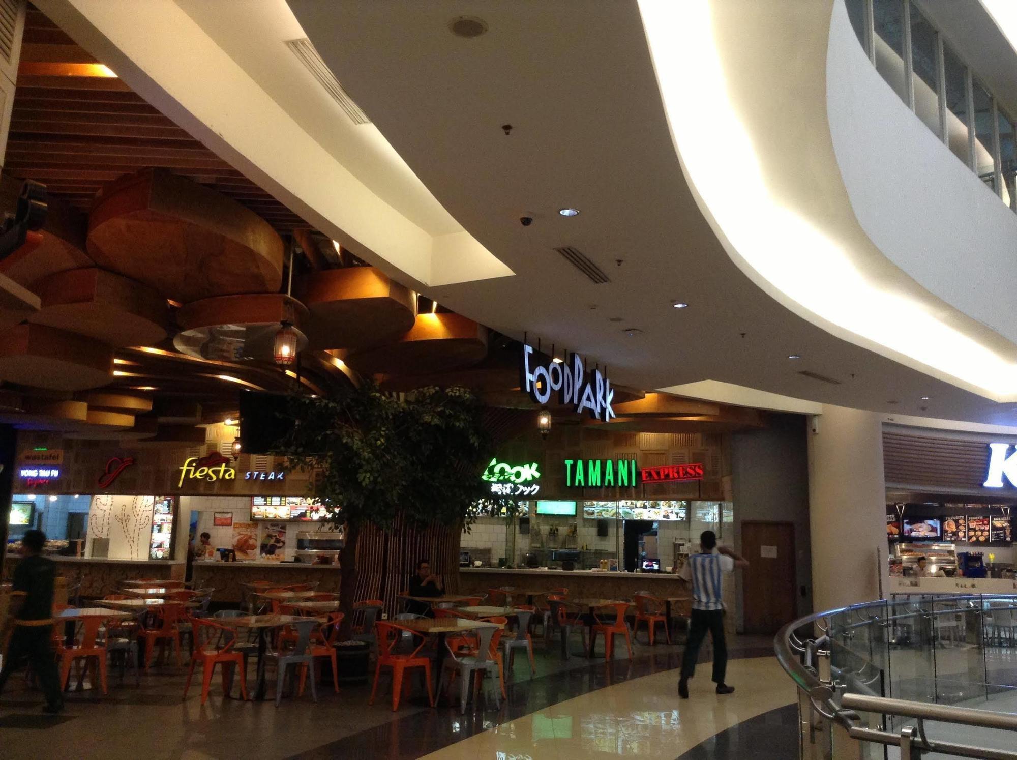Maxwell Sweet * Jakarta