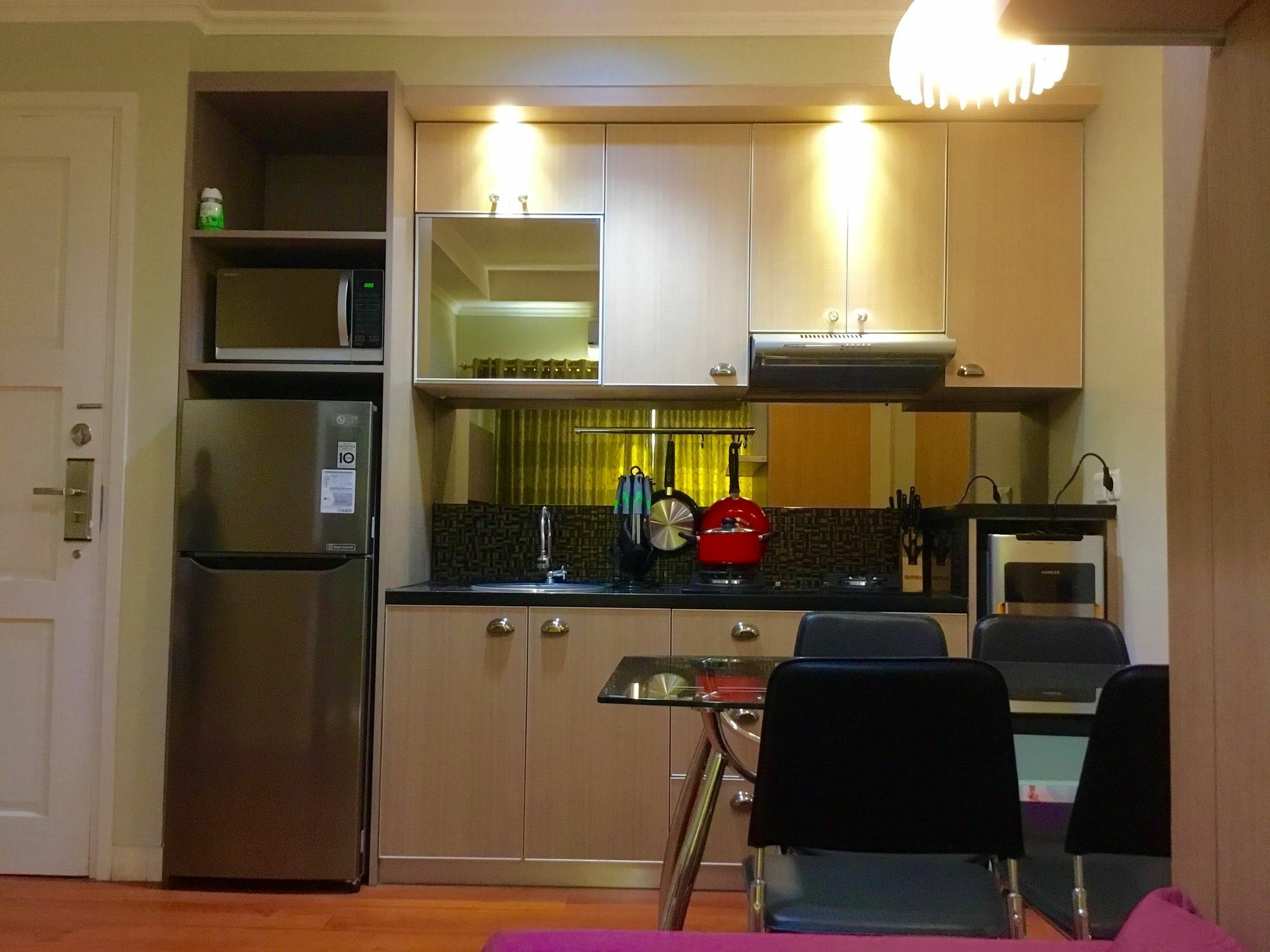 Maxwell Sweet Apartment